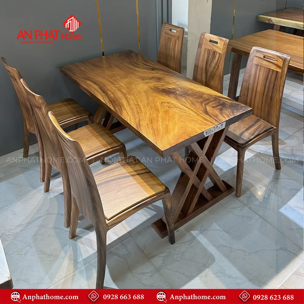 Bộ bàn ăn gỗ me tây đi kèm 6 ghế BA-2050 9 Bàn ăn gỗ me tây vẻ đẹp tự nhiên sang trọng, phong cách tối giản nhưng lại mang đến cảm giác sang trọng, quý phái cho không gian, mỗi một bộ bàn ăn gỗ me tây là 1 kiệt tác độc bản từ tự nhiên, hiện đại, sang trọng.