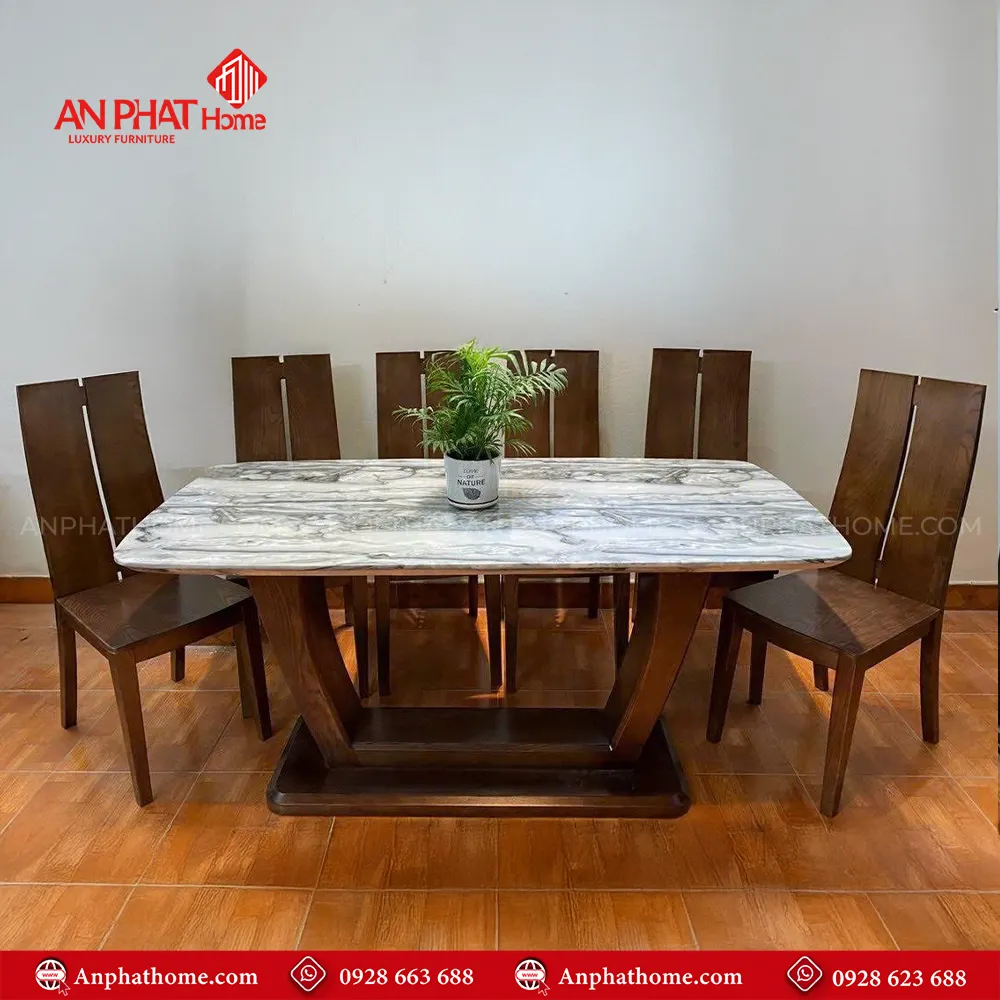 Bộ bàn ăn gỗ sồi chân chữ U 6 ghế BA-2059 3 Bộ bàn ăn gỗ sồi chân chữ U 6 ghế BA-2059, quý khách có thể lựa chọn kích thước bàn từ dài 1m60 – 1m80 – 2m hoặc lớn hơn, để phù hợp với nhu cầu sử dụng, 1m60 – 1m80 – 2m đi kèm 6 ghế theo bộ, Ngoài da có thể đặt mua thêm số lượng ghế ngồi để phù hợp với nhu cầu sử dụng. Lưu ý mẫu bàn BA-2059 chỉ phù hợp làm từ kích thước dài 1m60 trở lên, nhỏ hơn quý khách lựa chọn mẫu chân đơn để phù hợp với thiết kế.