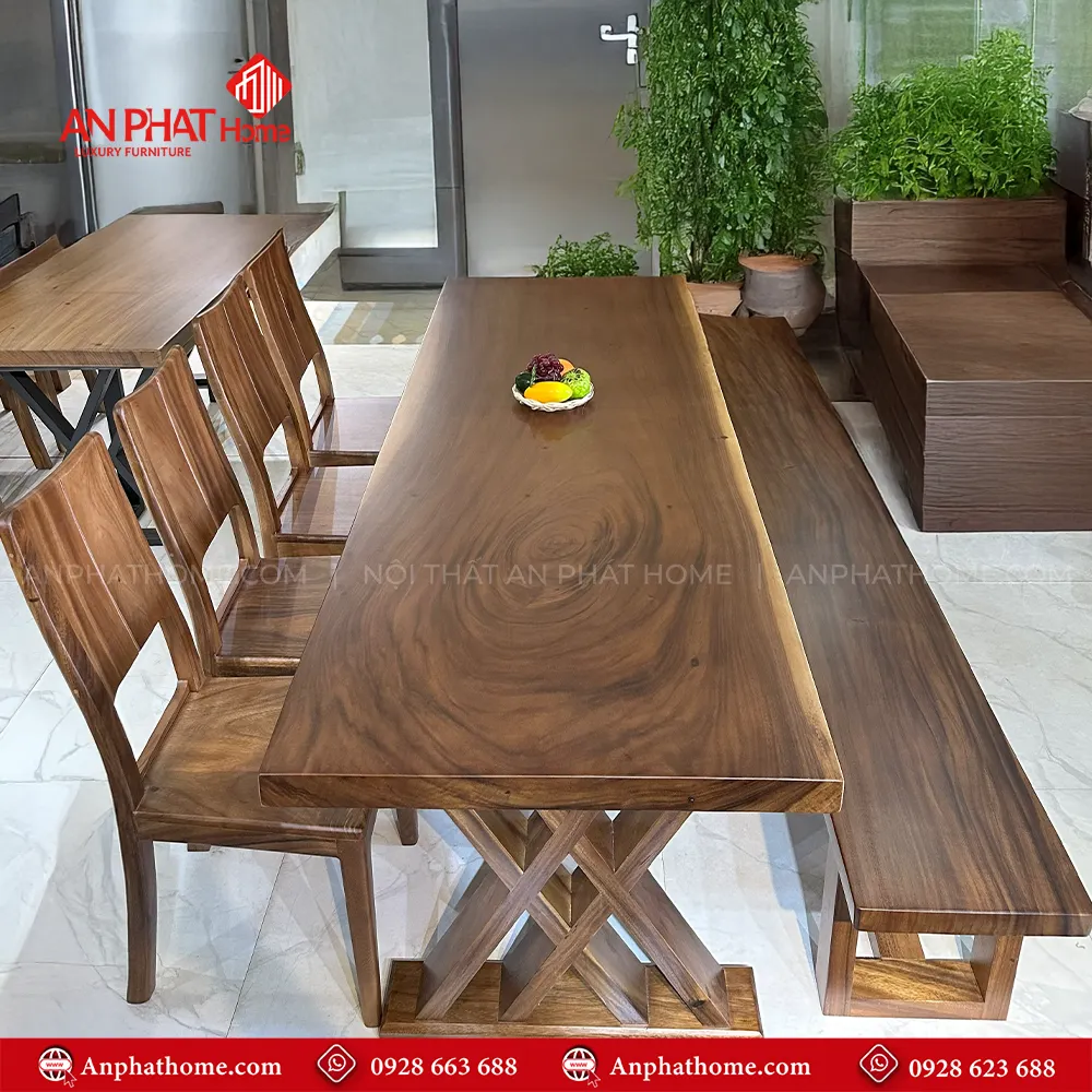 Bộ bàn ghế ăn gỗ me tây nguyên tấm BA-2051 3 Bộ bàn ghế ăn gỗ me tây nguyên tấm BA-2051, Với thiết kế đơn giản, kiểu dáng hiện đại, Bộ bàn ăn Me Tây nguyên tấm vân gỗ tự nhiên sang trọng, Phù hợp với mọi không gian, Quý khách có thể lựa chọn kích thước bàn từ dài 1m20 – 1m80 – 2m hoặc lớn hơn, để phù hợp với nhu cầu sử dụng, bàn dài 1m20 sẽ đi kèm 4 ghế, bàn dài 1m20 –1m40- 1m60 đi kèm 2 ghế đơn 1 ghế dài. Từ–1m80 -2m đi kèm 4 ghế đơn 1 ghế dài theo bộ, Ngoài da có thể đặt mua thêm số lượng ghế ngồi để phù hợp với nhu cầu sử dụng.