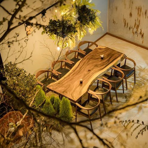 Bàn ăn gỗ me tây nguyên khối 8 ghế sang trọng BA-2078