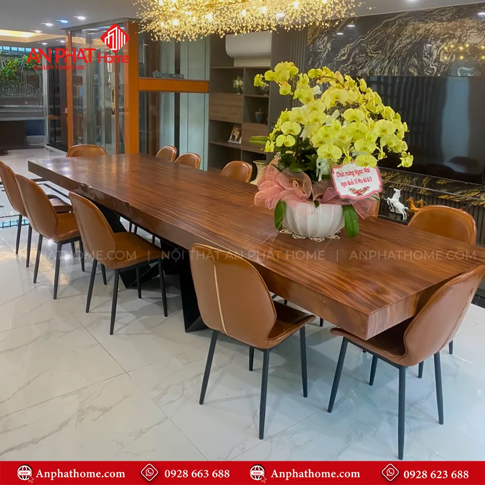 Bàn ăn gỗ me tây nguyên khối cao cấp BA-3016 3 Bàn ăn gỗ me tây nguyên khối cao cấp BA-3016, Me tây một loại gỗ quý vân gỗ đẹp, hiện nay được rất nhiều khách hàng lựa chọn dùng để làm đồ nội thất. Vân gỗ to đẹp, đặc tính gỗ ổn định, không cong vênh mối mọt, bàn ăn Me Tây nguyên tấm vân gỗ tự nhiên sang trọng, Phù hợp với mọi không gian, Ngoài da có thể đặt mua thêm số lượng ghế ngồi để phù hợp với nhu cầu sử dụng.