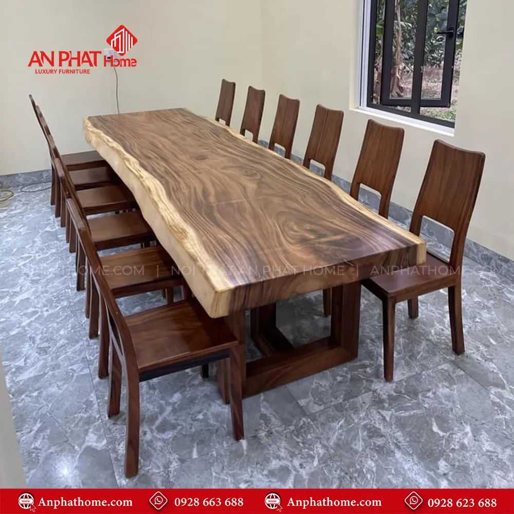Bàn ăn nguyên khối gỗ me tây cao cấp BA-3020 3 Bàn ăn nguyên khối gỗ me tây cao cấp BA-3020, Me tây một loại gỗ quý vân gỗ đẹp, hiện nay được rất nhiều khách hàng lựa chọn dùng để làm đồ nội thất. Vân gỗ to đẹp, đặc tính gỗ ổn định, không cong vênh mối mọt, bàn ăn Me Tây nguyên tấm vân gỗ tự nhiên sang trọng, Phù hợp với mọi không gian, Ngoài da có thể đặt mua thêm số lượng ghế ngồi để phù hợp với nhu cầu sử dụng.