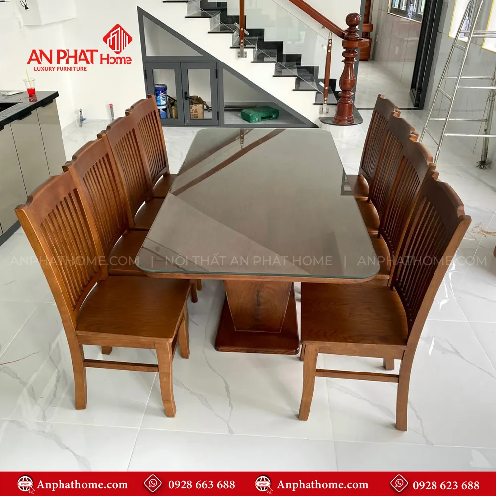 Bộ bàn ăn gỗ sồi nga 8 ghế hiện đại BA-3004 9 được làm từ chất liệu gỗ sồi nga sơn màu gỗ óc chó sang trọng, phù hợp với nhiều không gian khác nhau.