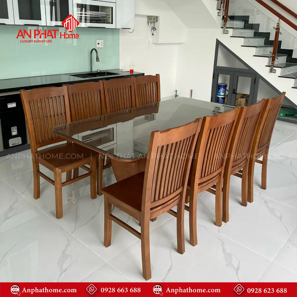 Bộ bàn ăn gỗ sồi nga 8 ghế hiện đại BA-3004 8 Mẫu bàn ăn BA-3004 được thiết kế kiểu dáng sang trọng, kệt hợp bộ ghế tựa lưng chia nan tạo cảm giác hiện đại