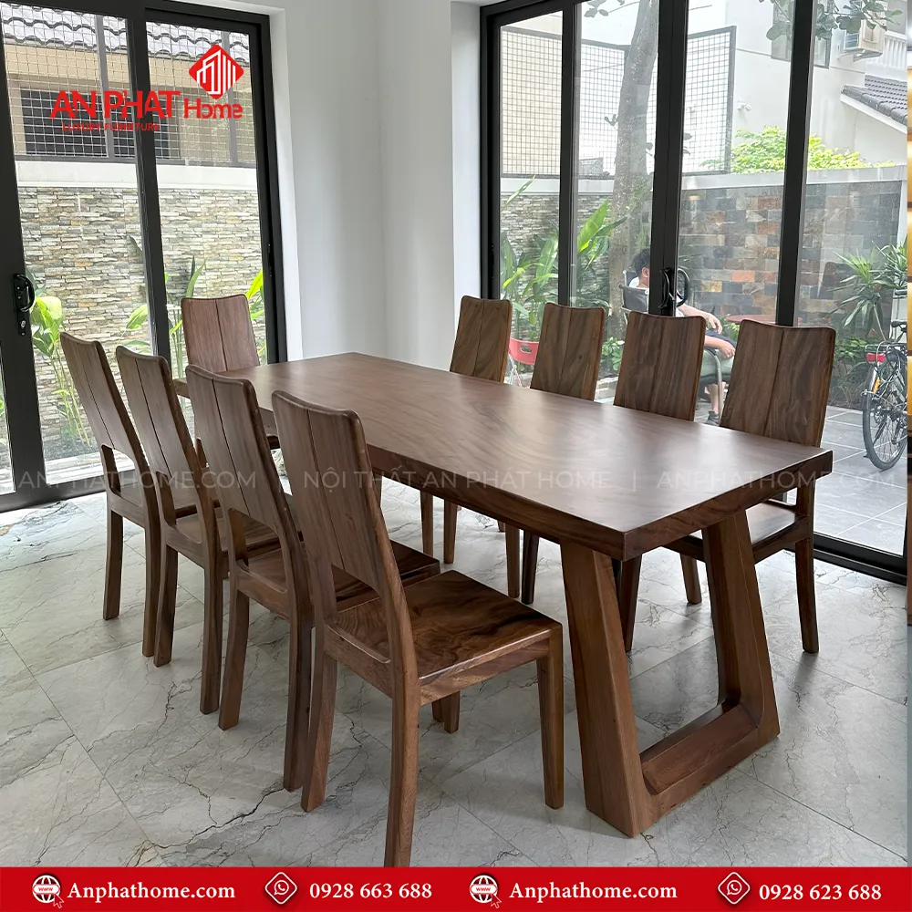 Bộ bàn ghế ăn gỗ me tây nguyên tấm cao cấp BA-2077 5 Bộ bàn ghế ăn gỗ me tây nguyên tấm cao cấp BA-2077, Với thiết kế đơn giản, kiểu dáng hiện đại, Bộ bàn ăn Me Tây nguyên tấm vân gỗ tự nhiên sang trọng, Phù hợp với mọi không gian, Quý khách có thể lựa chọn kích thước bàn từ dài 1m20 – 1m80 – 2m hoặc lớn hơn, để phù hợp với nhu cầu sử dụng, bàn dài 1m20 sẽ đi kèm 4 ghế, bàn dài 1m20 –1m40- 1m60 đi kèm 2 ghế đơn 1 ghế dài. Từ–1m80 -2m đi kèm 4 ghế đơn 1 ghế dài theo bộ, Ngoài da có thể đặt mua thêm số lượng ghế ngồi để phù hợp với nhu cầu sử dụng. Sản phẩm đã xem