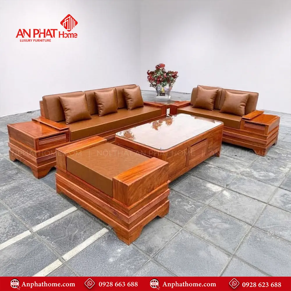 Bộ Bàn Ghế Sofa Góc Gỗ Hương Đá Cao Cấp F-1305 3 Bộ Bàn Ghế Sofa Góc Gỗ Hương Đá Cao Cấp F-1305, Được thiết kế sang trọng, Là sự kết hợp hài hòa từ gỗ Hương đá, và nét hiện đại từ chất liệu da nhập khẩu Hàn Quốc, Chi tiết đục của nghệ nhân, tác phẩm sofa gỗ được những nghệ nhân AN PHÁT HOME trạm khắc tỉ mỉ từng đường nét chi tiết hoa văn, mang lại nét đẹp hài hòa cho bộ bàn ghế sofa F-1305