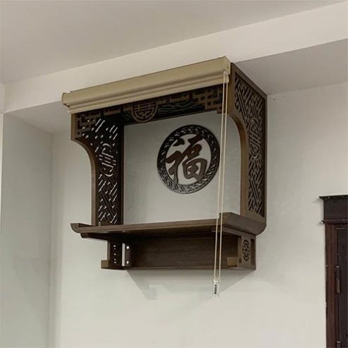 Bàn Thờ Treo Tường Kết Hợp Vách Và Rèm Che Hiện Đại BT-2667