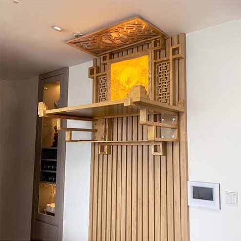 Bàn Thờ Treo Tường Mẫu Thiết Kế Kết Hợp Tranh Trúc Chỉ BT-2614